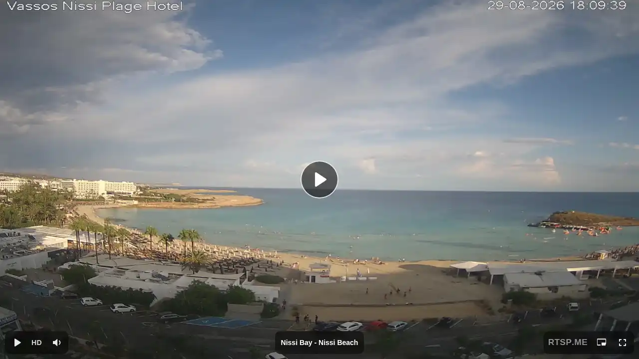 Webcam snapshot from :city — August 29, 2026 15:00