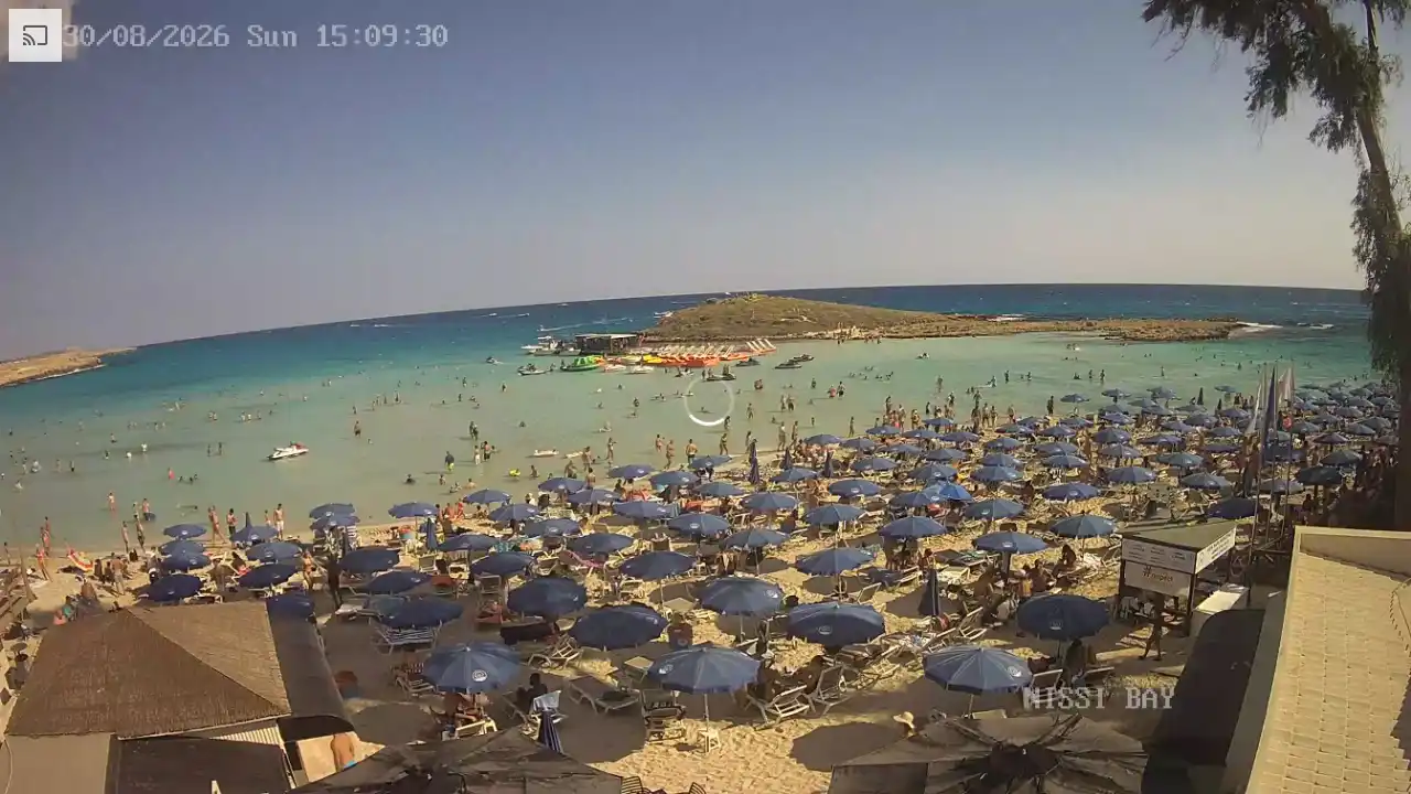 Webcam snapshot from :city — August 30, 2026 13:00