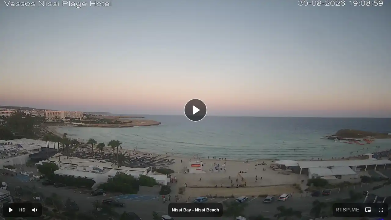 Webcam snapshot from :city — August 30, 2026 16:00