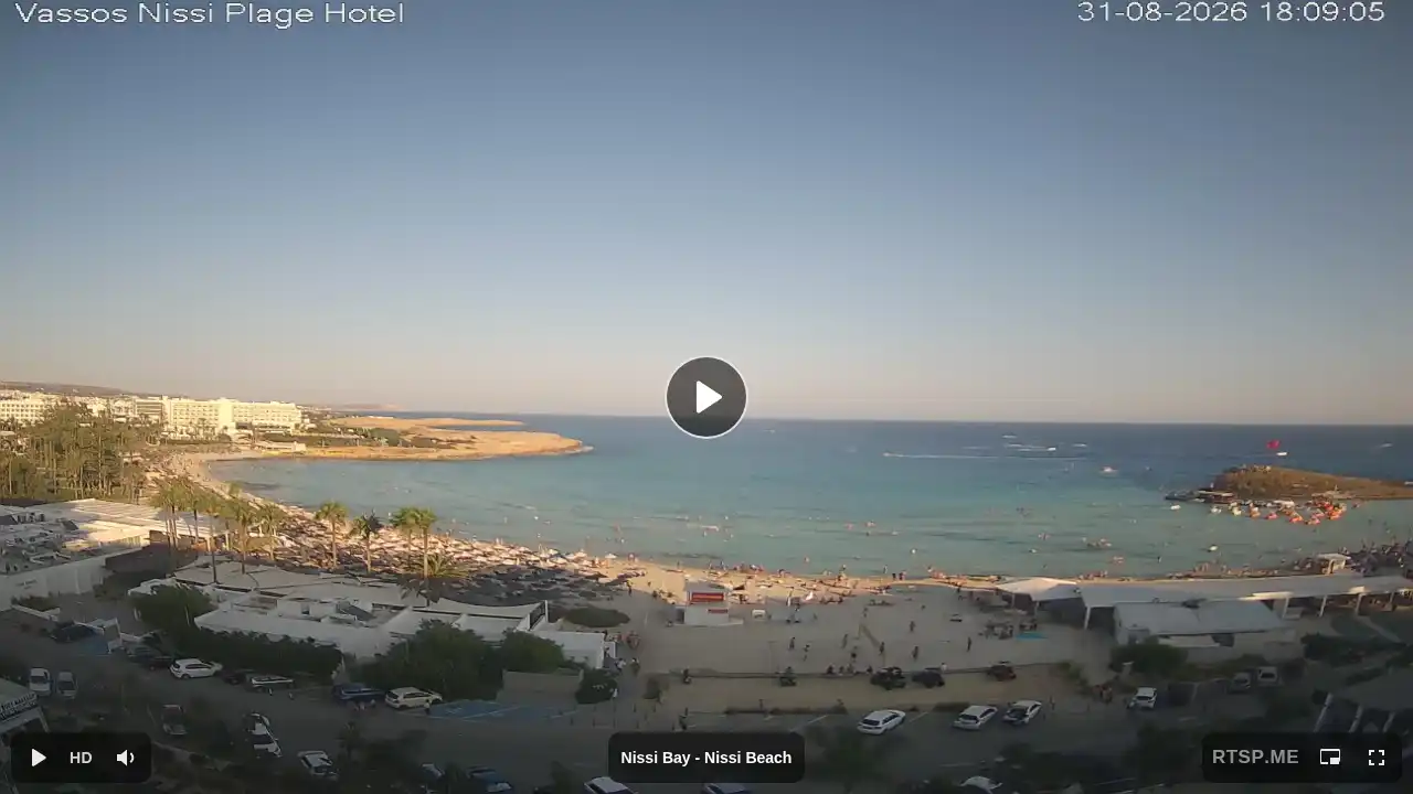 Webcam snapshot from :city — August 31, 2026 15:00