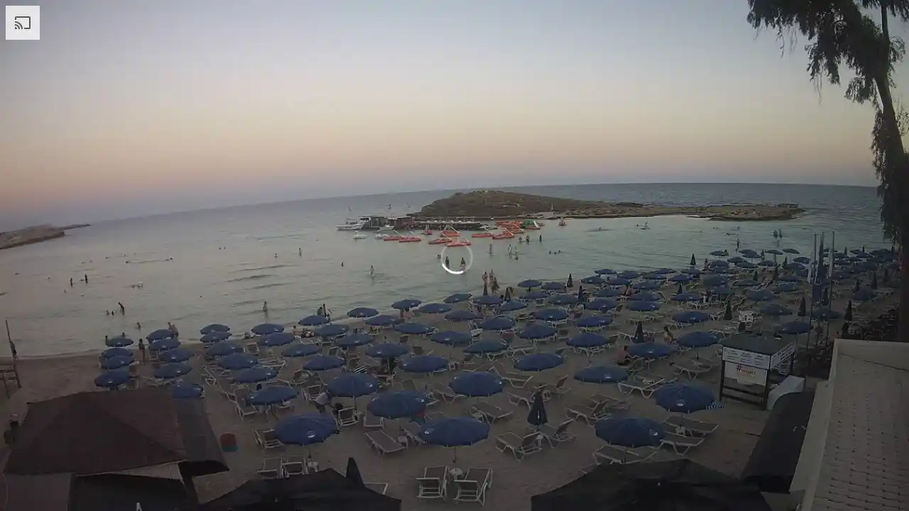 Webcam snapshot from :city — September 1, 2026 16:00