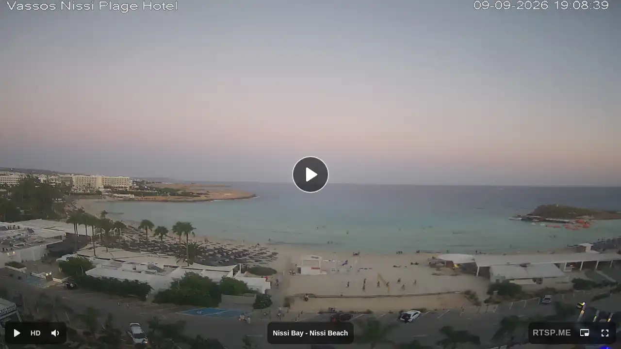 Webcam snapshot from :city — September 9, 2026 16:00