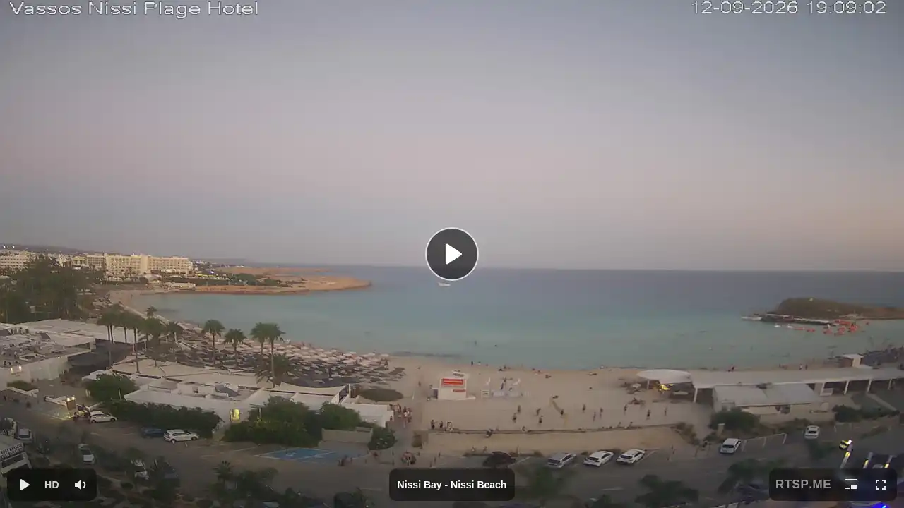 Webcam snapshot from :city — September 12, 2026 16:00