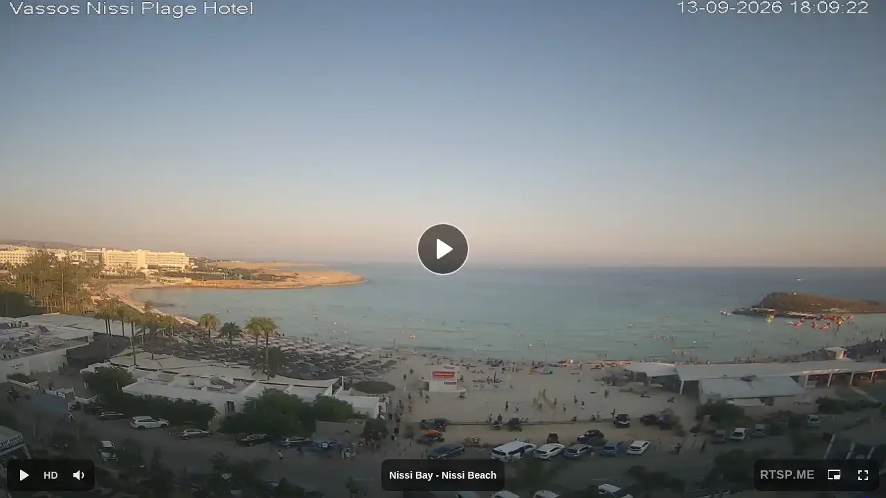 Webcam snapshot from :city — September 13, 2026 15:00